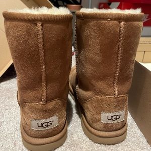 Classic II Boot UGG